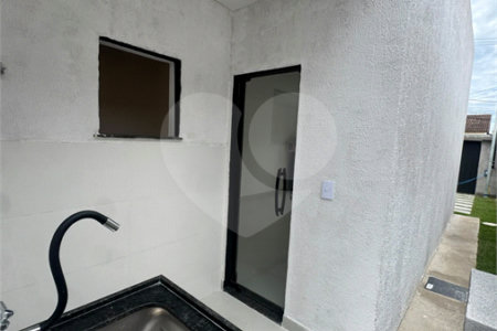Casa à venda com 2 quartos, sendo 1 suíte, em Pedra de Guaratiba, Rio de Janeiro, RJ