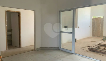 Casa à venda com 3 quartos, sendo 1 suíte,  em Parque Olívio Franceschini, Hortolândia, SP