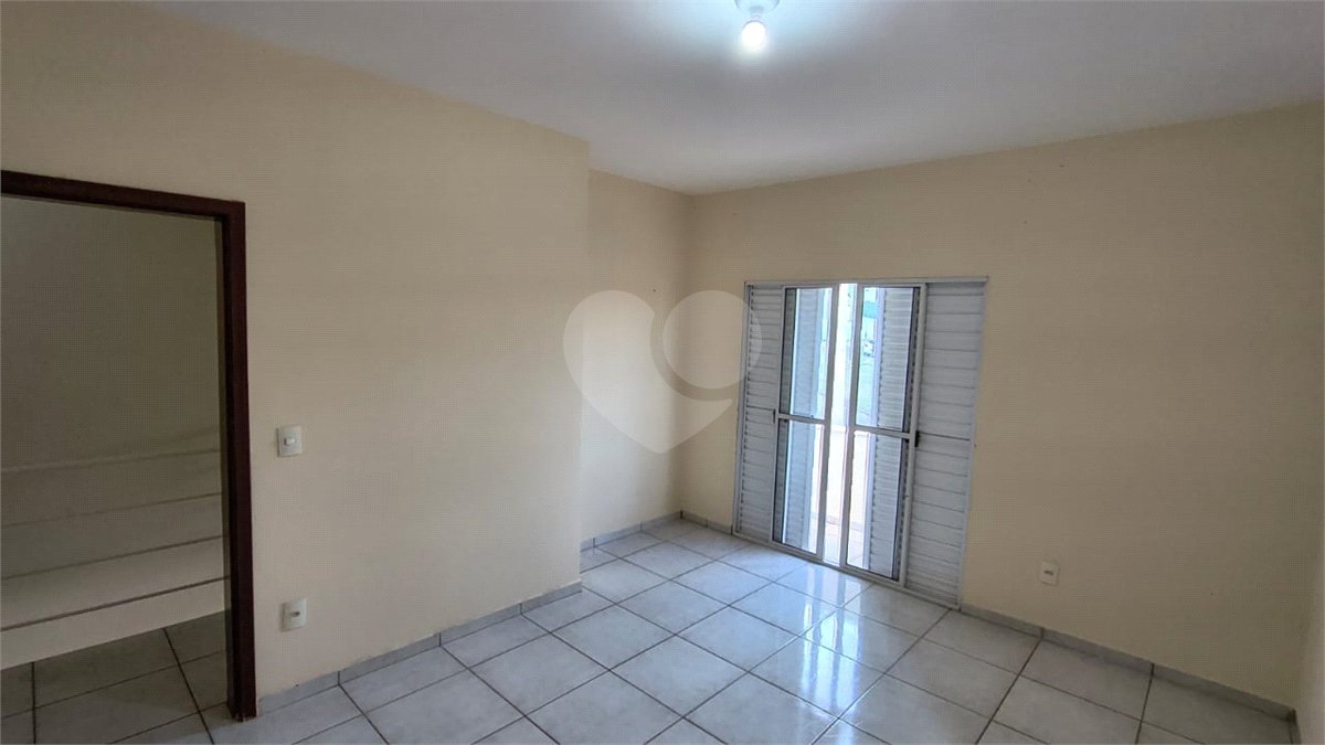 Casa à venda com 3 quartos em Santa Cândida, Vinhedo, SP
