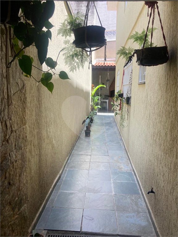 Casa à venda com 3 quartos, sendo 1 suíte, em Jardim Pinheiros, São Paulo, SP