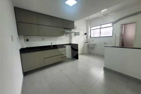 Apartamento à venda com 3 quartos, sendo 1 suíte, em Tijuca, Rio de Janeiro, RJ