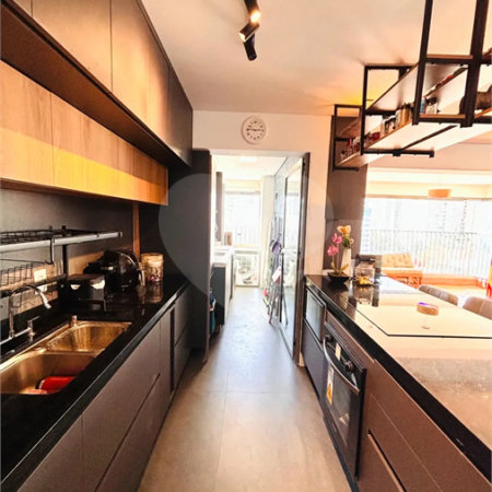 Apartamento à venda com 3 quartos, sendo 1 suíte, em Mirandópolis, São Paulo, SP