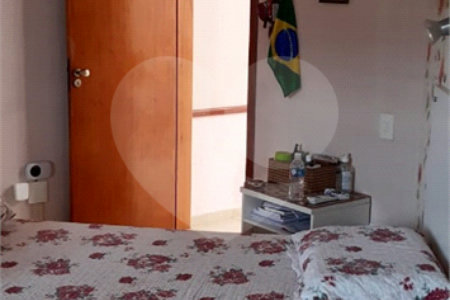 Casa à venda com 2 quartos, sendo 1 suíte,  em Jardim dos Ipês, Suzano, SP