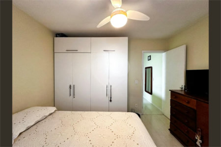 Casa à venda com 3 quartos em Jardim Monte Azul, São Paulo, SP