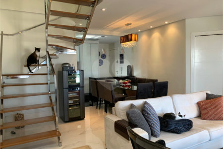 Apartamento à venda com 3 quartos, sendo 2 suítes, em Mooca, São Paulo, SP