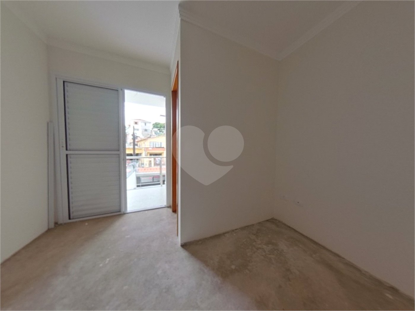 Casa à venda com 3 suítes no condomínio Residencial Gaya, São Paulo - SP