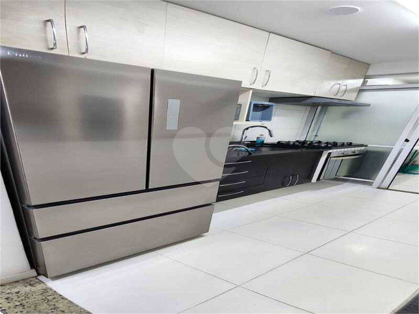 Apartamento à venda com 2 quartos, sendo 1 suíte,  em Parque Reboucas, São Paulo, SP