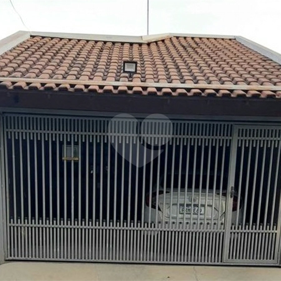 Casa térrea no Parque Delta.