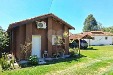 Sítio à venda com 3 quartos, sendo 1 suíte,  em Gabriel Piza, São Roque, SP
