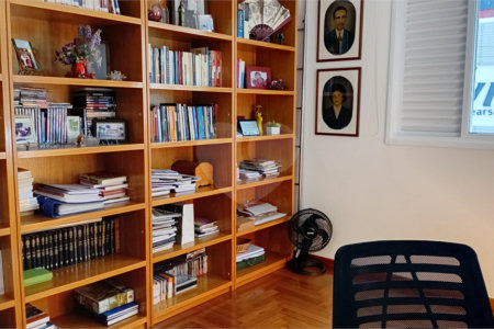 Sobrado à venda com 4 quartos, sendo 2 suítes,  em Vila Gilda, Santo André, SP