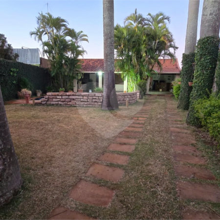 Casa à venda com 2 suítes em Jardim Eliana, Araraquara, SP