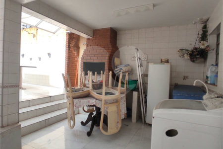 Casa à venda com 2 quartos em Chora Menino, São Paulo, SP