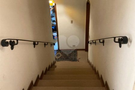 Casa à venda com 5 quartos, sendo 2 suítes, em Jardim Marajoara, São Paulo, SP