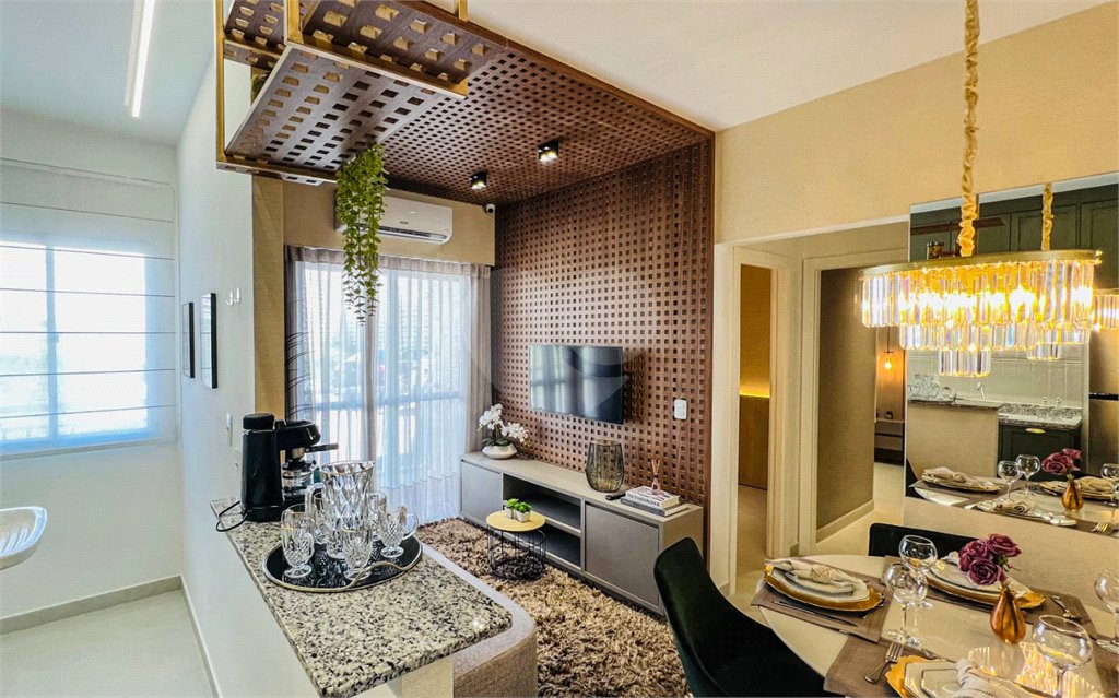 Apartamento à venda com 2 quartos, sendo 1 suíte, em Jardim Florianópolis, Cuiabá, MT