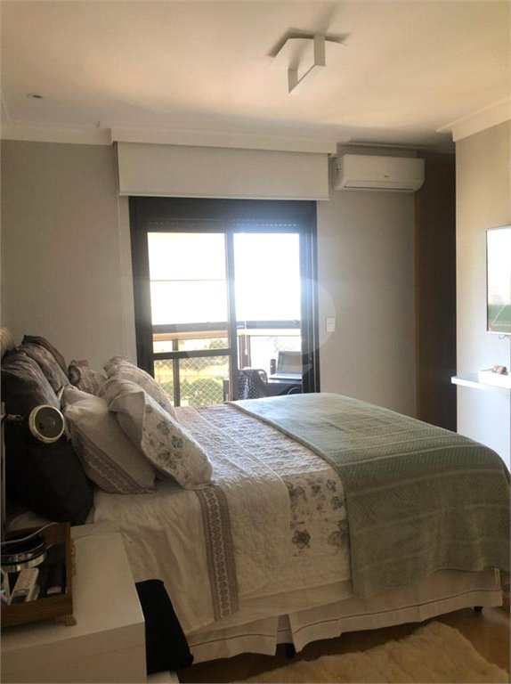 Apartamento à venda com 3 suítes em Tatuapé, São Paulo, SP
