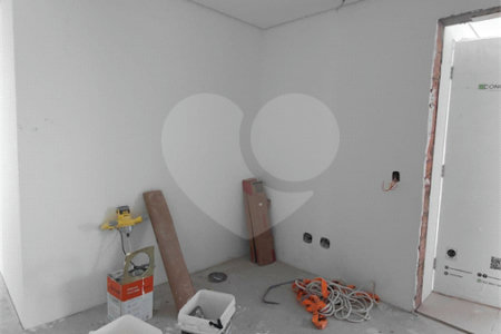 Apartamento à venda com 3 suítes em Jardim Leonor Mendes de Barros, São Paulo, SP