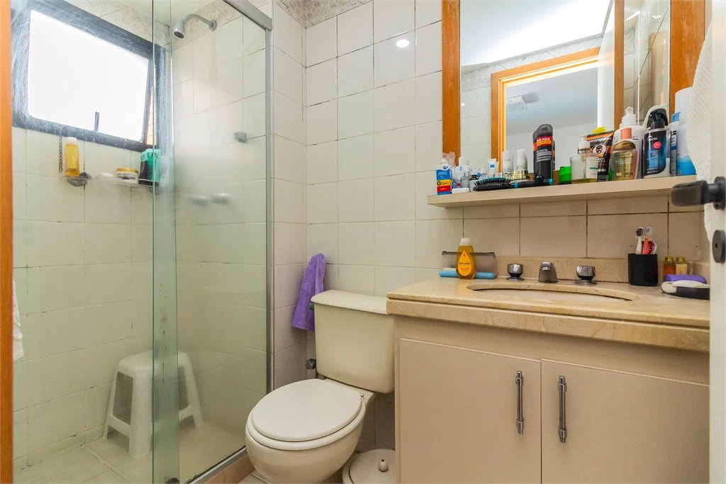 Apartamento à venda com 4 quartos, sendo 3 suítes, em Alto da Lapa, São Paulo, SP