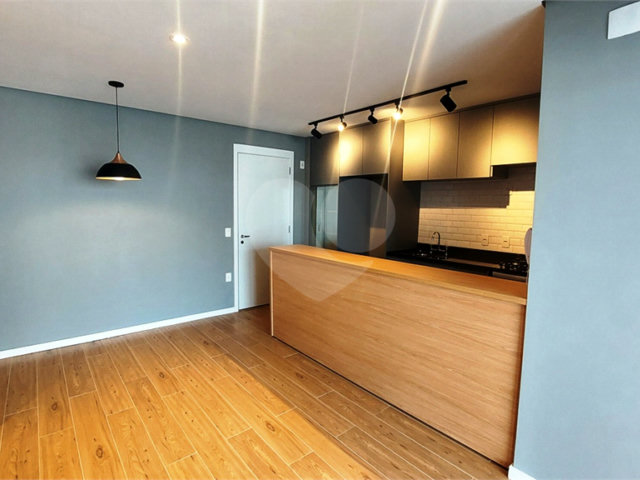 Apartamento à venda ou para alugar com 2 quartos, sendo 1 suíte,  em Vila Sofia, São Paulo, SP