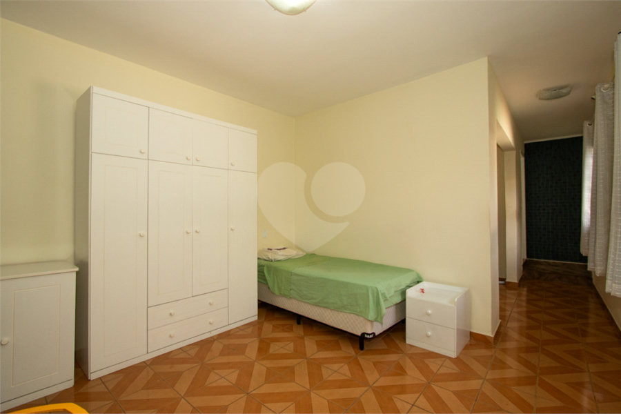 Sobrado à venda com 5 quartos, sendo 2 suítes, em Tremembé, São Paulo, SP