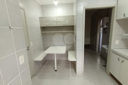 Apartamento á venda 3 dormitórios Vila Andrade, São Paulo - SP