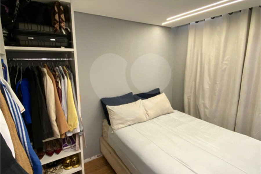 Apartamento à venda com 2 quartos em Horto, São Paulo, SP