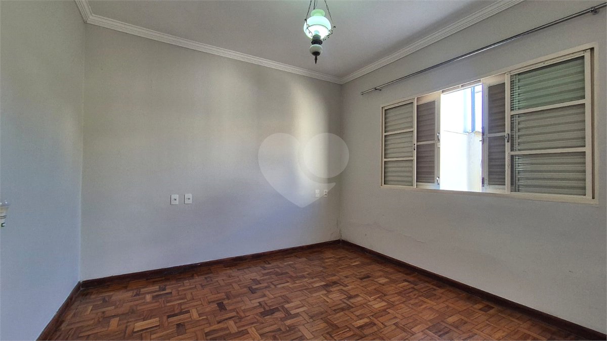 Casa à venda com 4 quartos em Vila Progresso, Sorocaba, SP