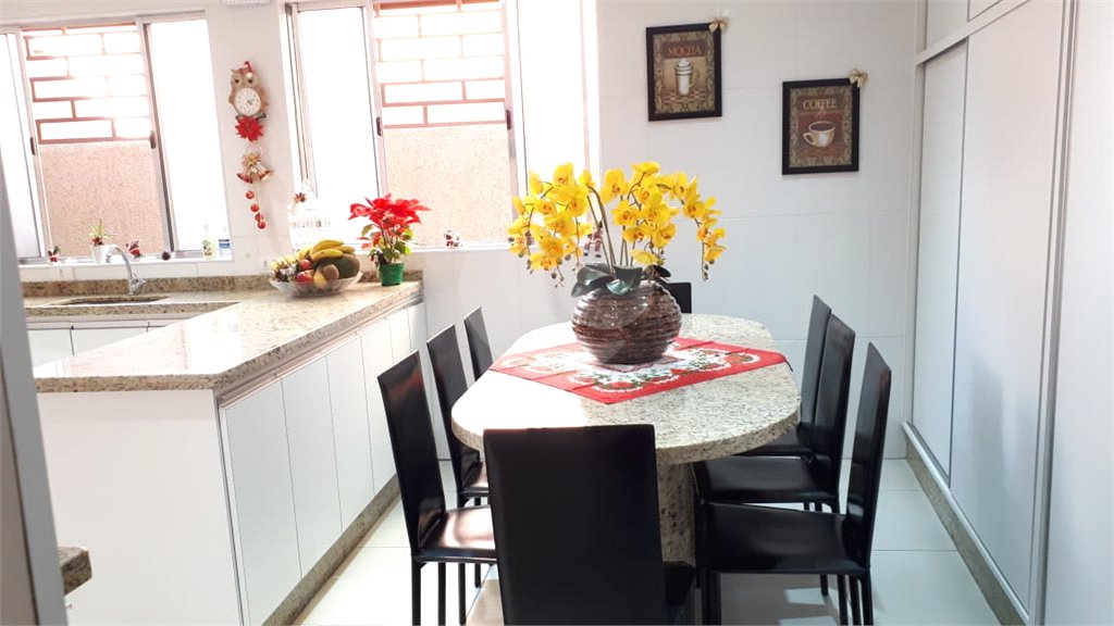 Sobrado à venda com 6 quartos, sendo 2 suítes,  em Limão, São Paulo, SP