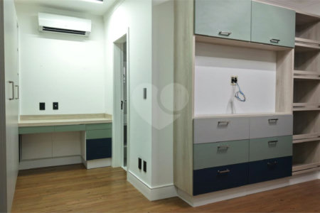 Casa à venda com 4 suítes no condomínio Alphaville Dom Pedro 3, Campinas - SP