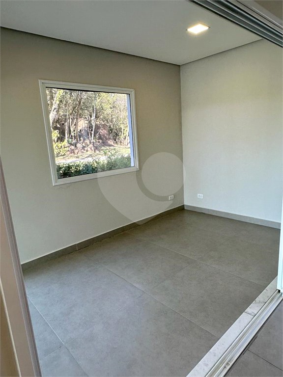 Casa à venda com 3 quartos, sendo 1 suíte, no condomínio Santa Mônica, Itu - SP