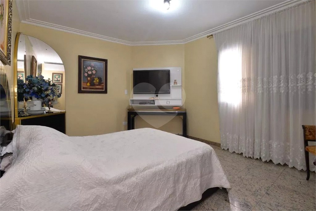 Apartamento à Venda | 474 m2 | 4 suítes | 4 vagas em Santana!