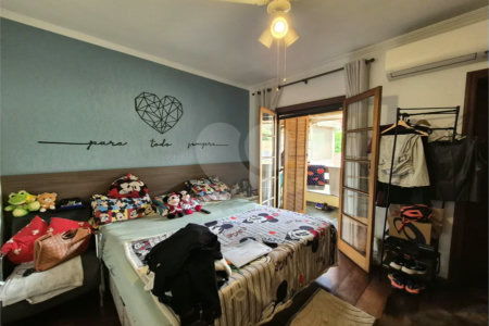 Casa a venda com piscina