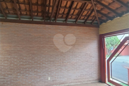 Excelente sobrado para venda no residencial Parati