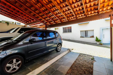 Casa de condomínio próximo do Jardim Bonfiglioli