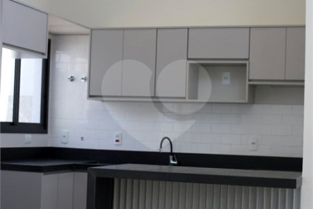 Casa à venda com 3 quartos, sendo 1 suíte, no condomínio Village Moutonee Salto, Salto - SP