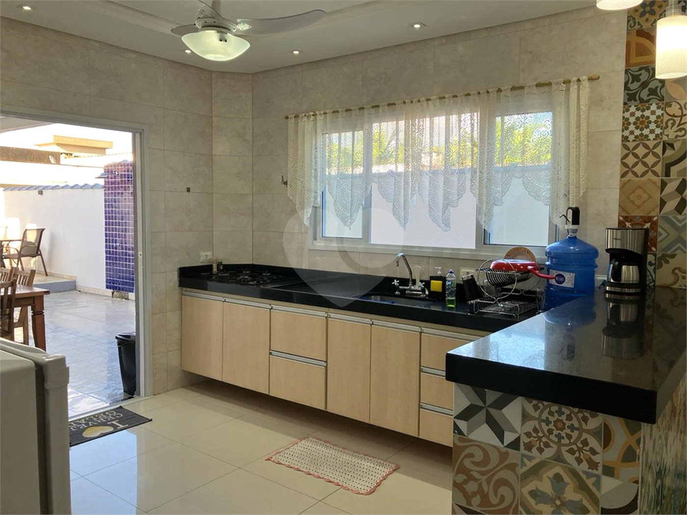Casa à venda com 4 quartos, sendo 2 suítes,  no condomínio Morada da Praia, Bertioga - SP
