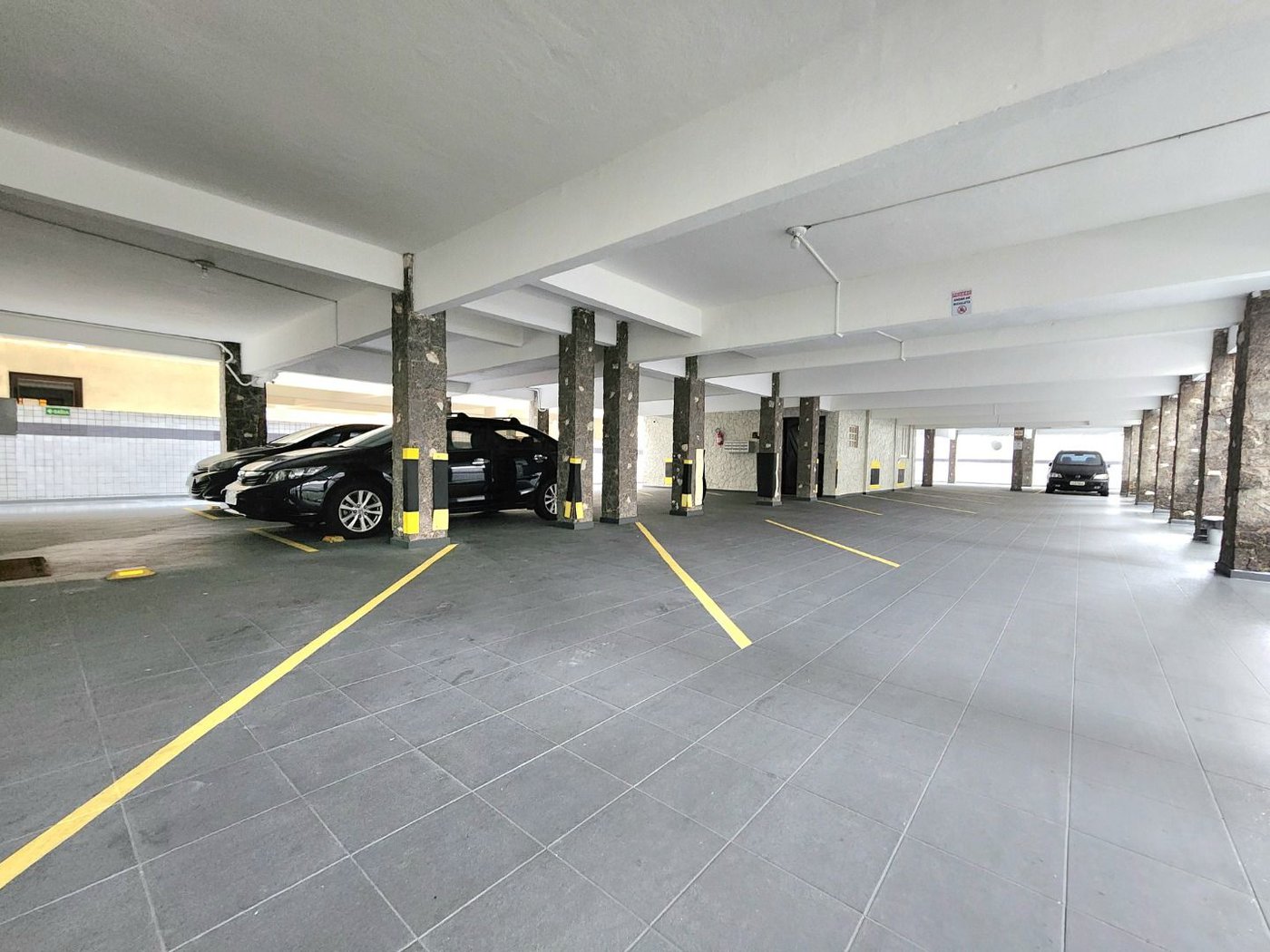 Apartamento com 2 dormitórios à venda, 86 m² por R$ 639.000,00 - Gonzaga - Santos/SP