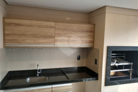 Apartamento 3 suítes, varanda gourmet, 3 vagas em Condomínio Clube na Mooca