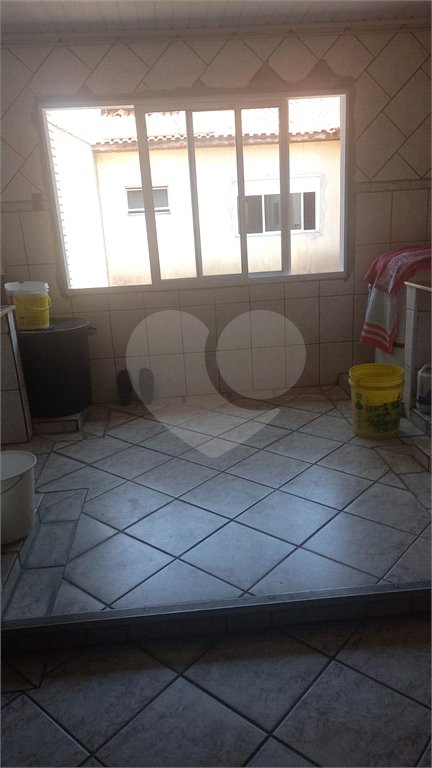 Casa à venda com 5 quartos, sendo 2 suítes, em Jardim Santa Clara, Guarulhos, SP