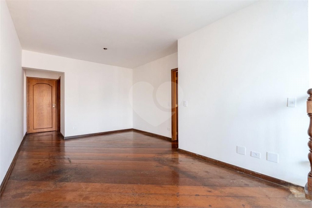Apartamento à venda com 3 quartos, sendo 1 suíte, em Vila Mariana, São Paulo, SP