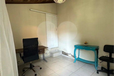 Casa em condomínio à venda com 3 quartos, sendo 2 suítes,  em Peró, Cabo Frio, RJ