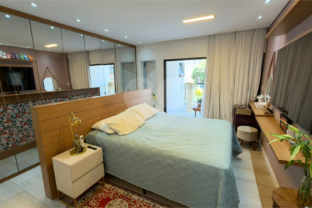 Sobrado à venda com 3 quartos, sendo 1 suíte, em Vila Paulicéia, São Paulo, SP