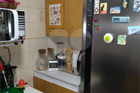 Apartamento à venda com 3 quartos, sendo 1 suíte, em Cerqueira César, São Paulo, SP