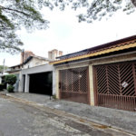 Sobrado à venda com 3 quartos, sendo 1 suíte, em Alto da Boa Vista, São Paulo, SP