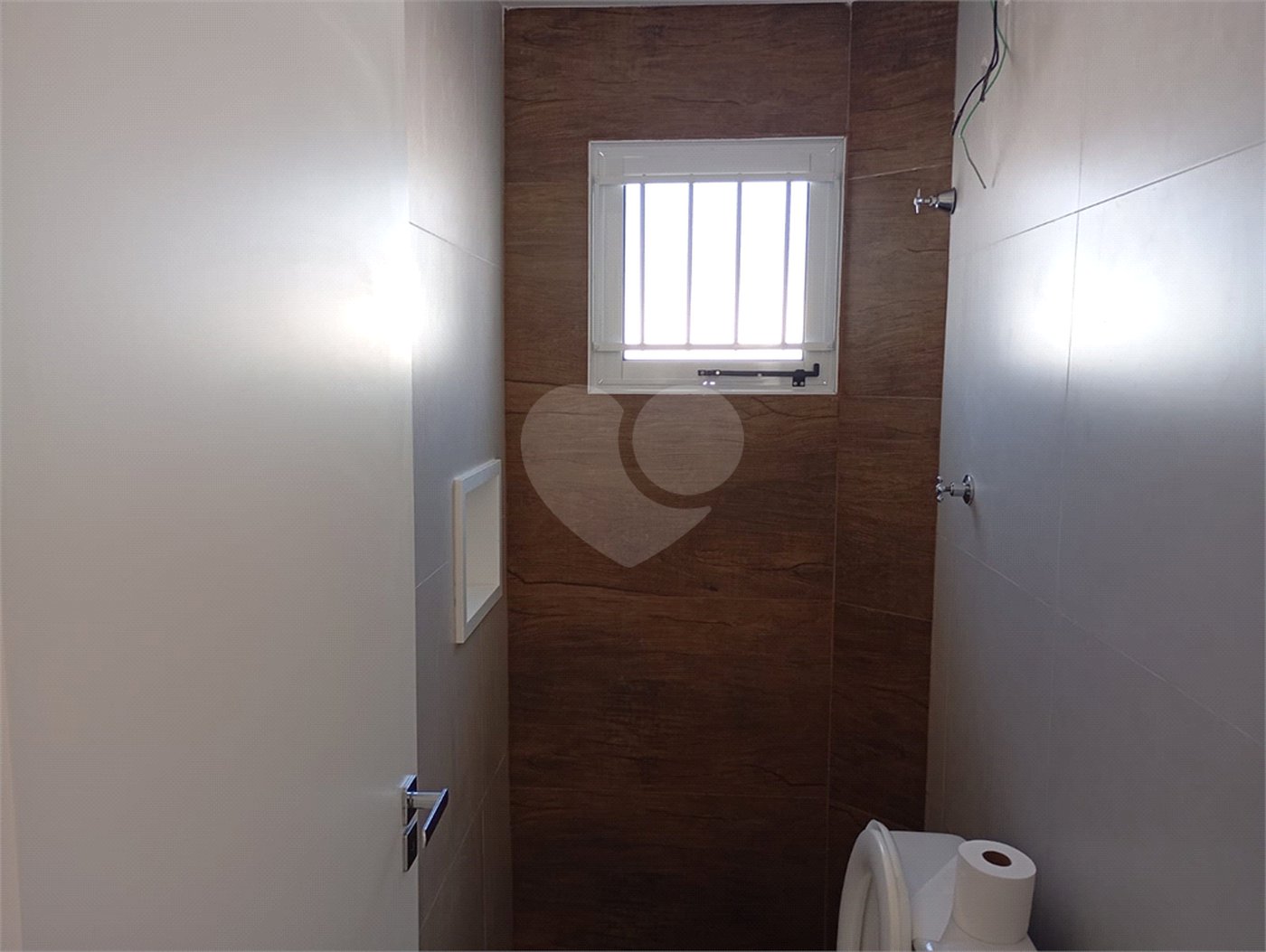 Apartamento à venda com 2 quartos em Lopes de Oliveira, Sorocaba, SP