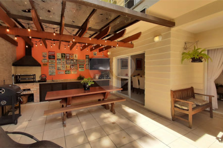 Casa à venda com 4 suítes no condomínio Vila das Acacias, São Paulo - SP