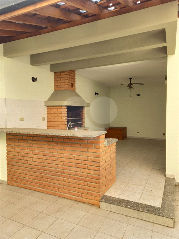 Sobrado à venda com 5 quartos, sendo 2 suítes,  em Tremembé, São Paulo, SP
