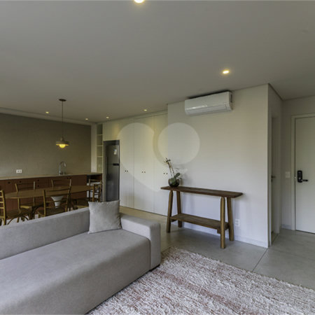 Apartamento à venda ou para alugar com 1 suíte em Jardim das Bandeiras, São Paulo, SP