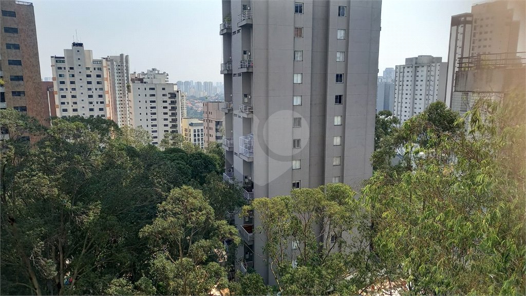 Apartamento à venda com 4 suítes em Vila Suzana, São Paulo, SP