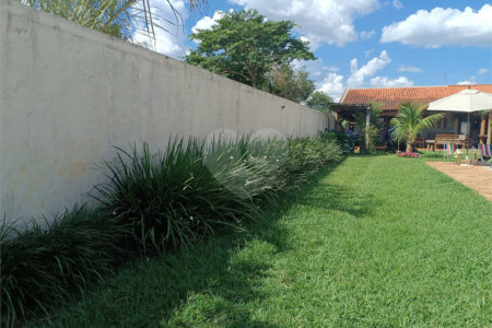 Chácara à venda com 3 quartos, sendo 1 suíte,  em Vila São Gonçalo, Itapetininga, SP