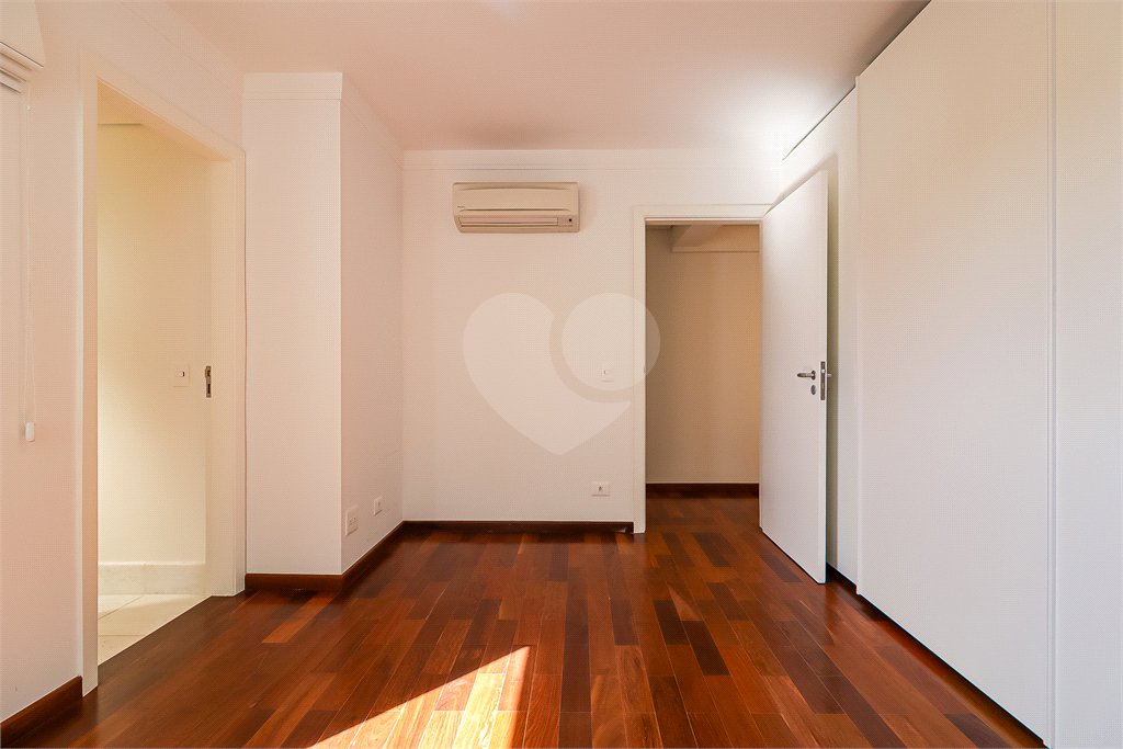Apartamento à venda com 3 suítes em Cidade Monções, São Paulo, SP